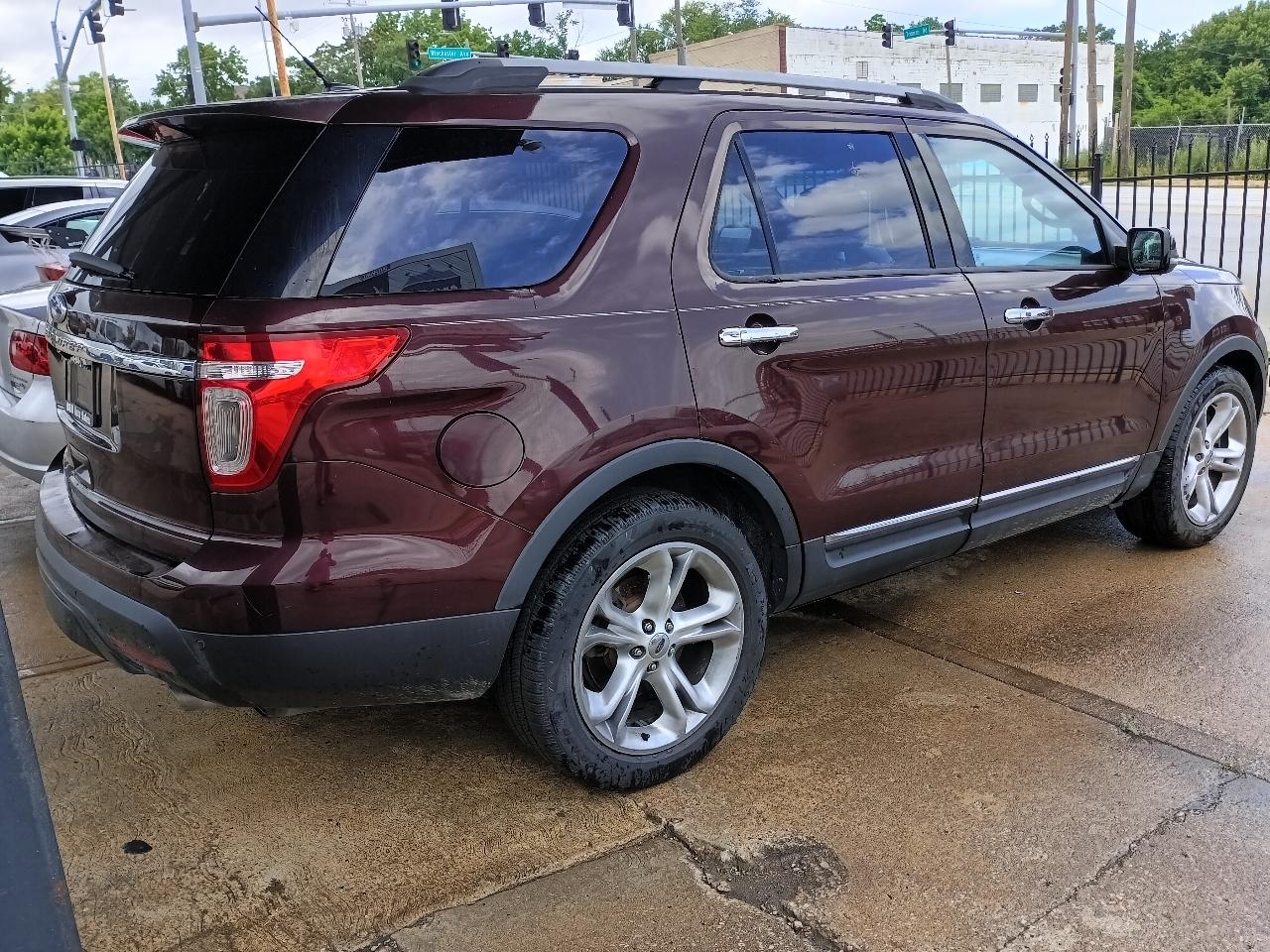 Ford Explorer Limited 2011