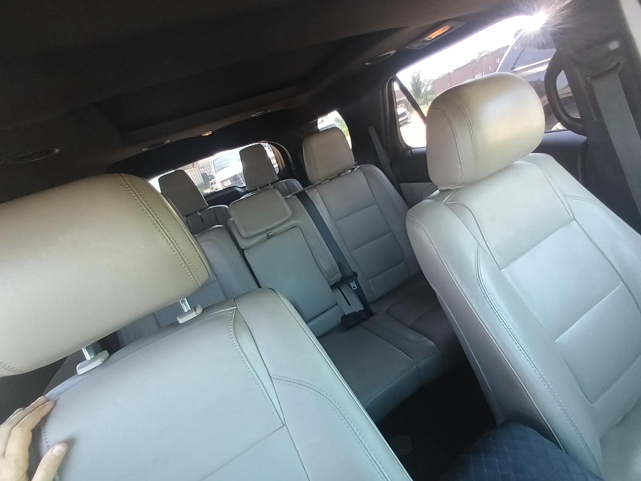 2011 Ford Explorer Limited - Photo 14