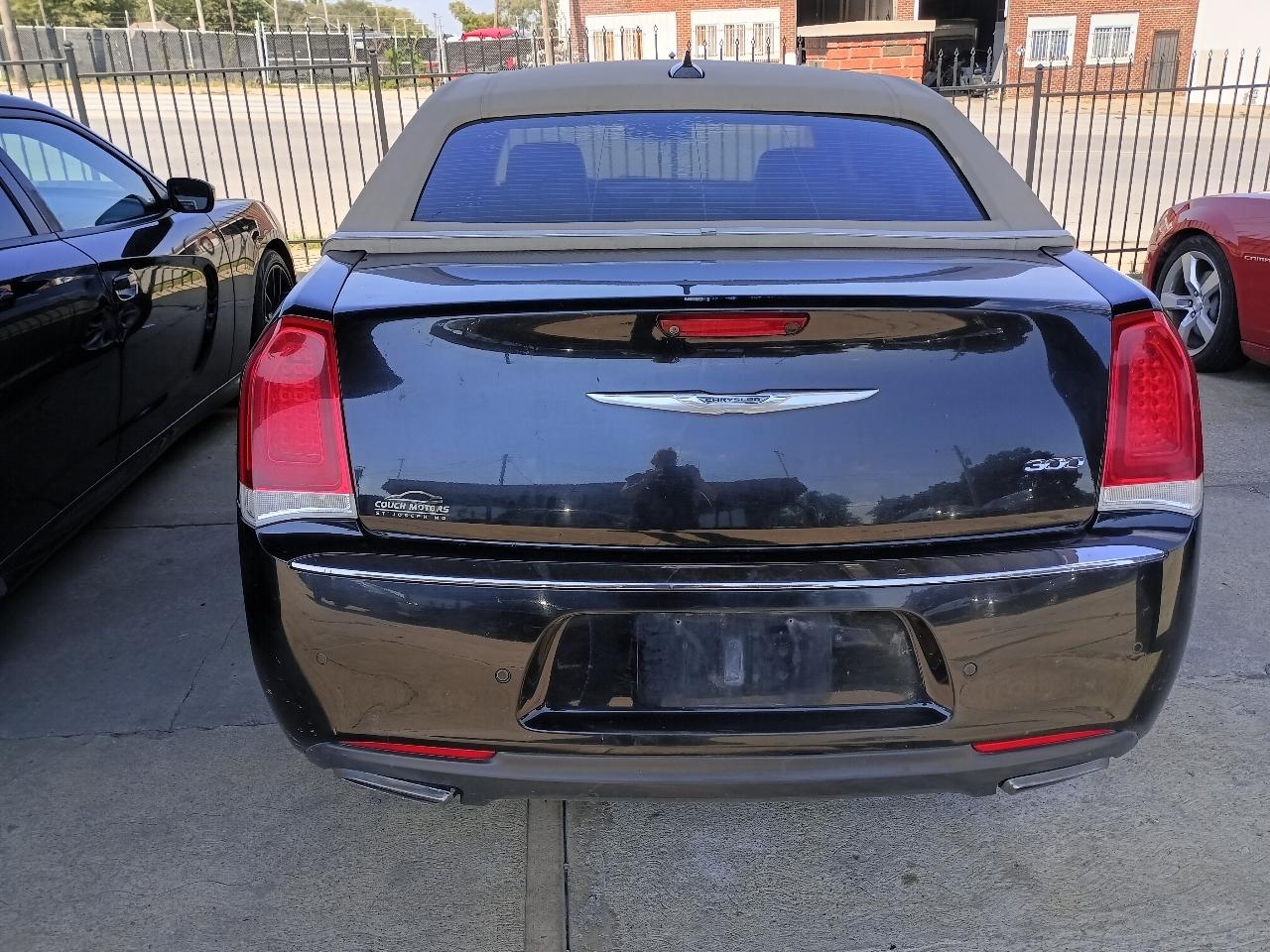 Chrysler 300 Limited RWD 2015
