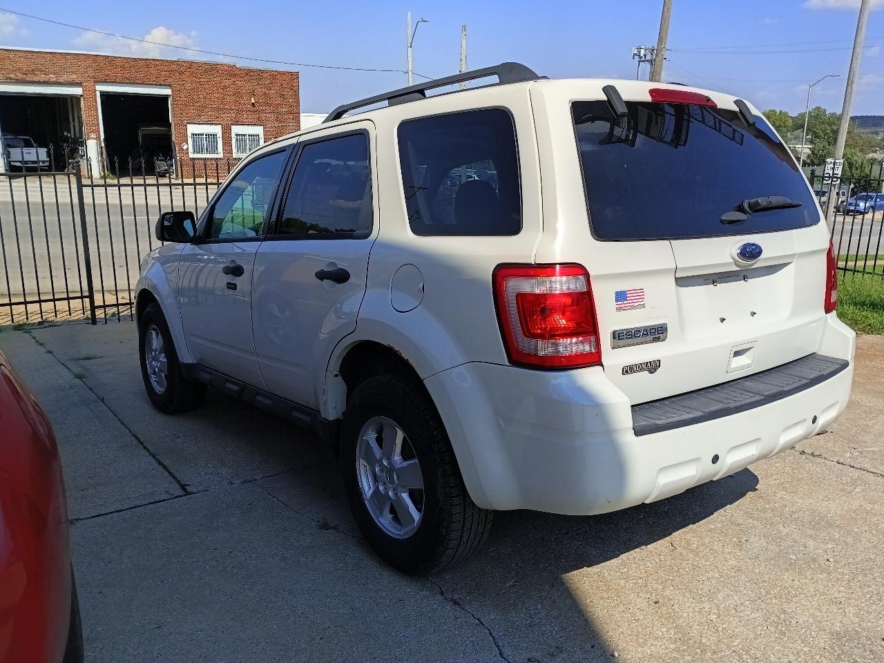 Ford Escape XLT 4WD 2012