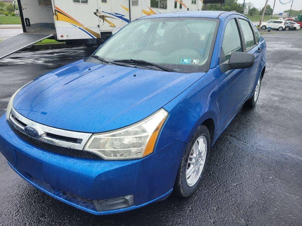 Ford Focus SE Sedan 2010
