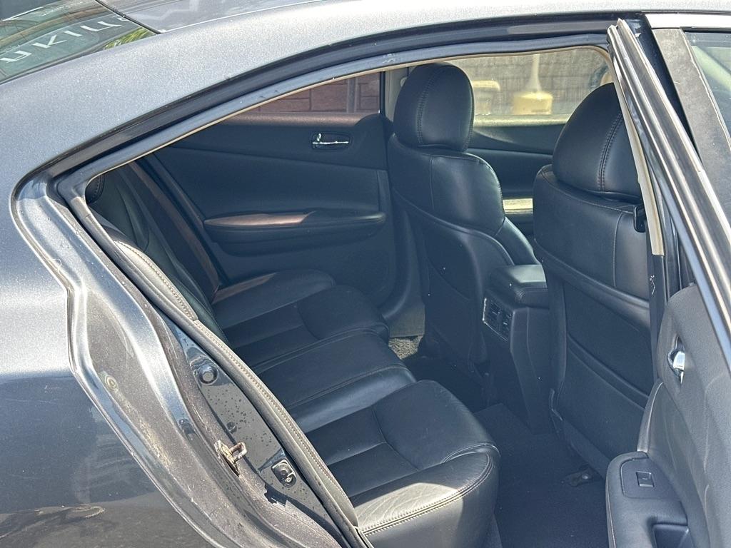 Nissan Maxima S 2010