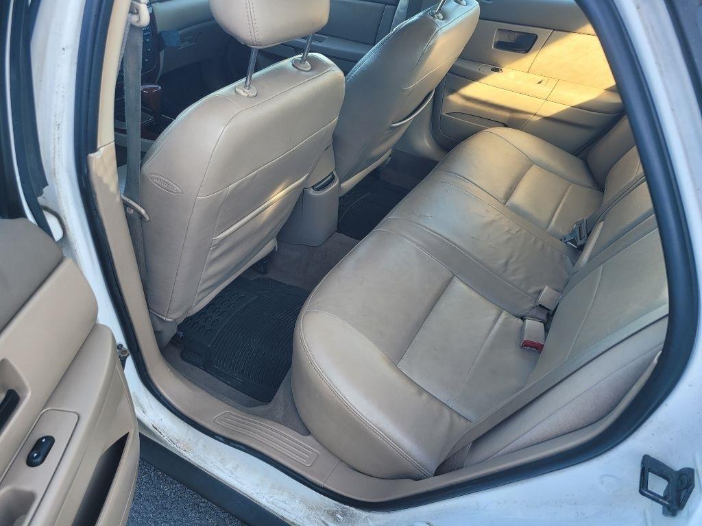 Ford Taurus SEL 2005