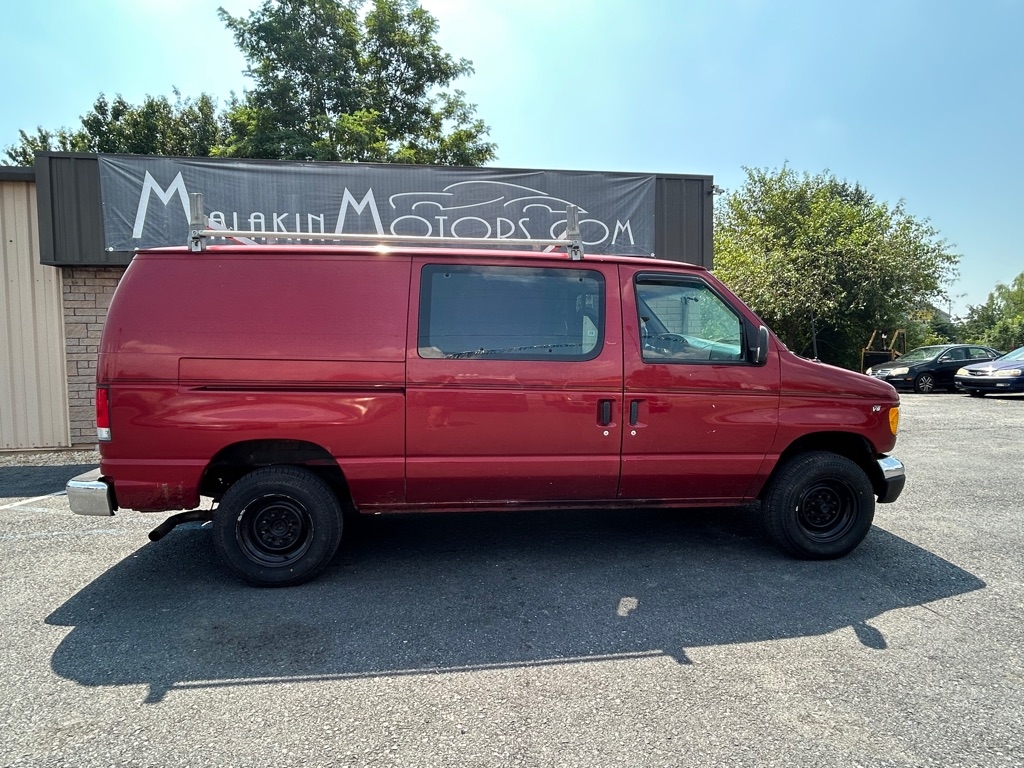 Ford Econoline E250 2000