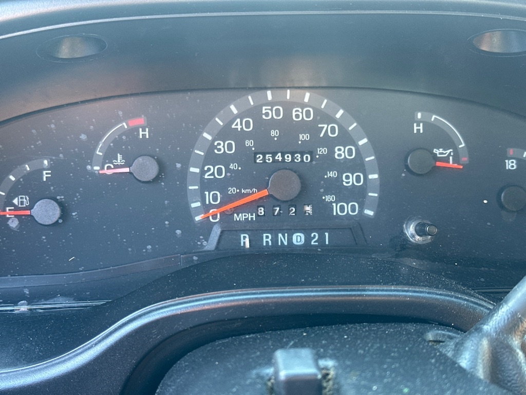 Ford Econoline E250 2000