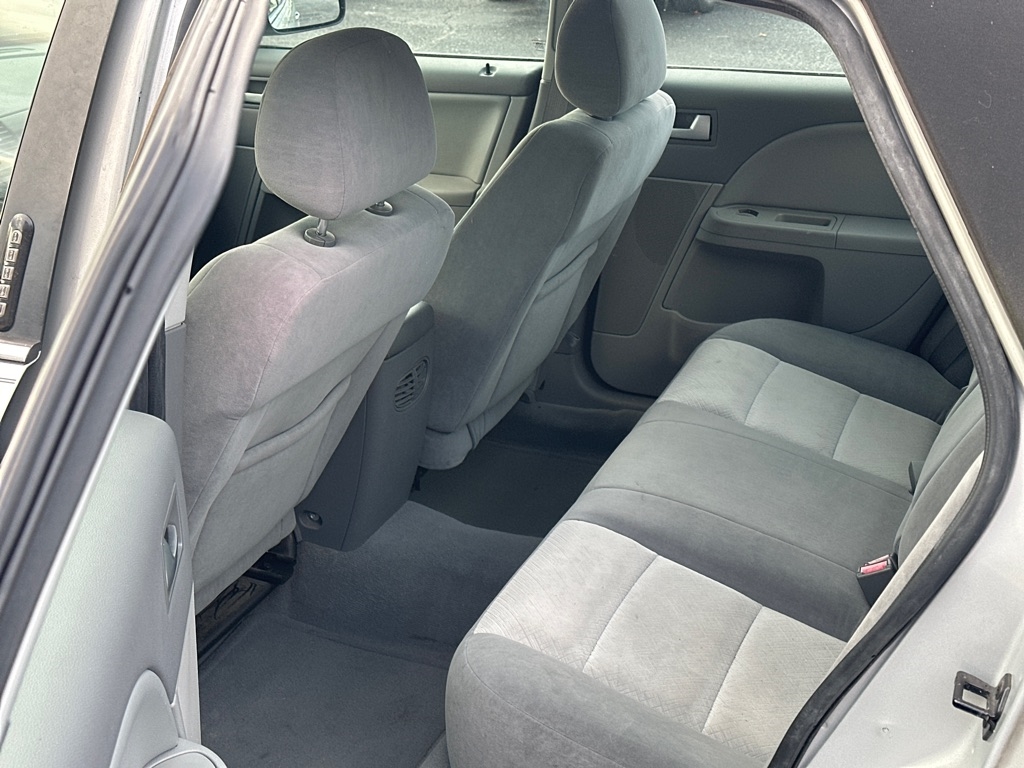 Mercury Montego Luxury 2005