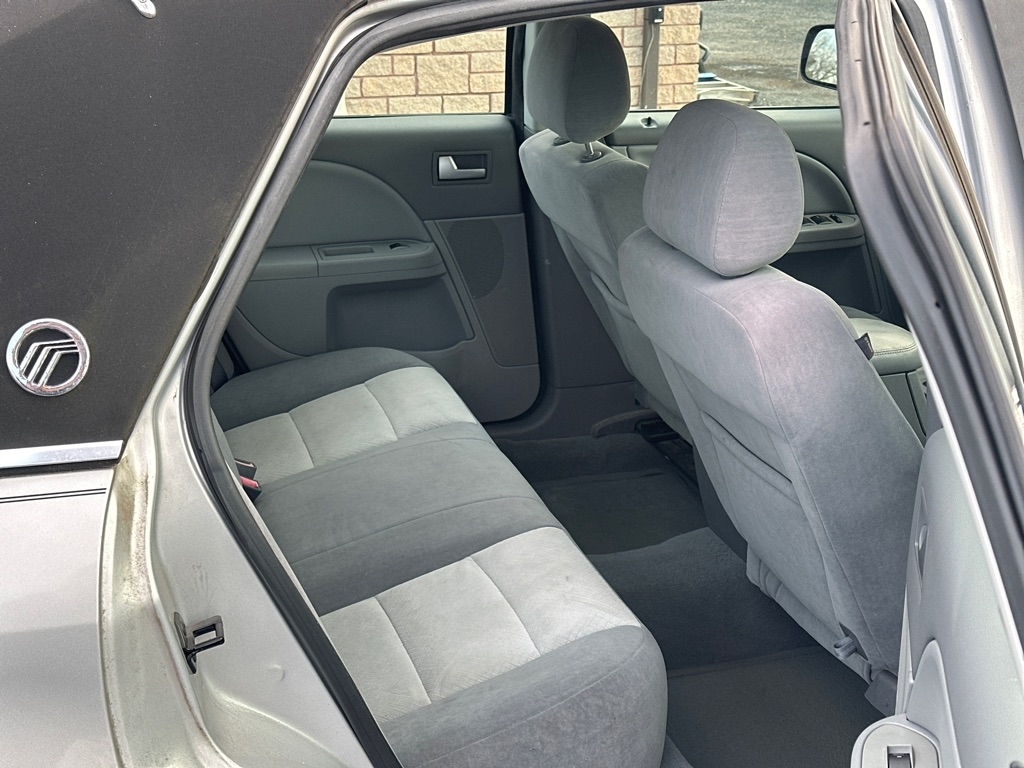 Mercury Montego Luxury 2005