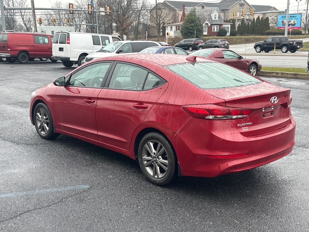 Hyundai Elantra Value Edition 6A 2017