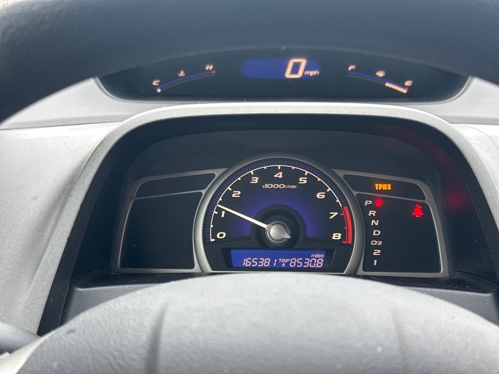 Honda Civic LX Sedan 5-Speed AT 2010