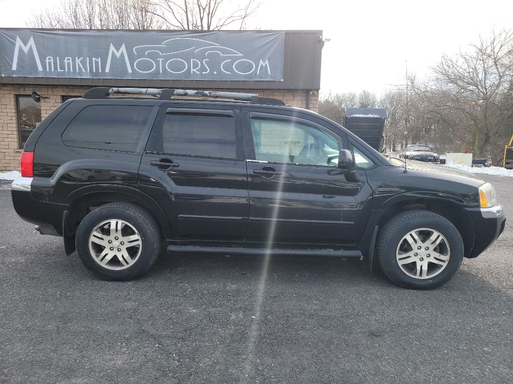 Mitsubishi Endeavor XLS AWD 2004