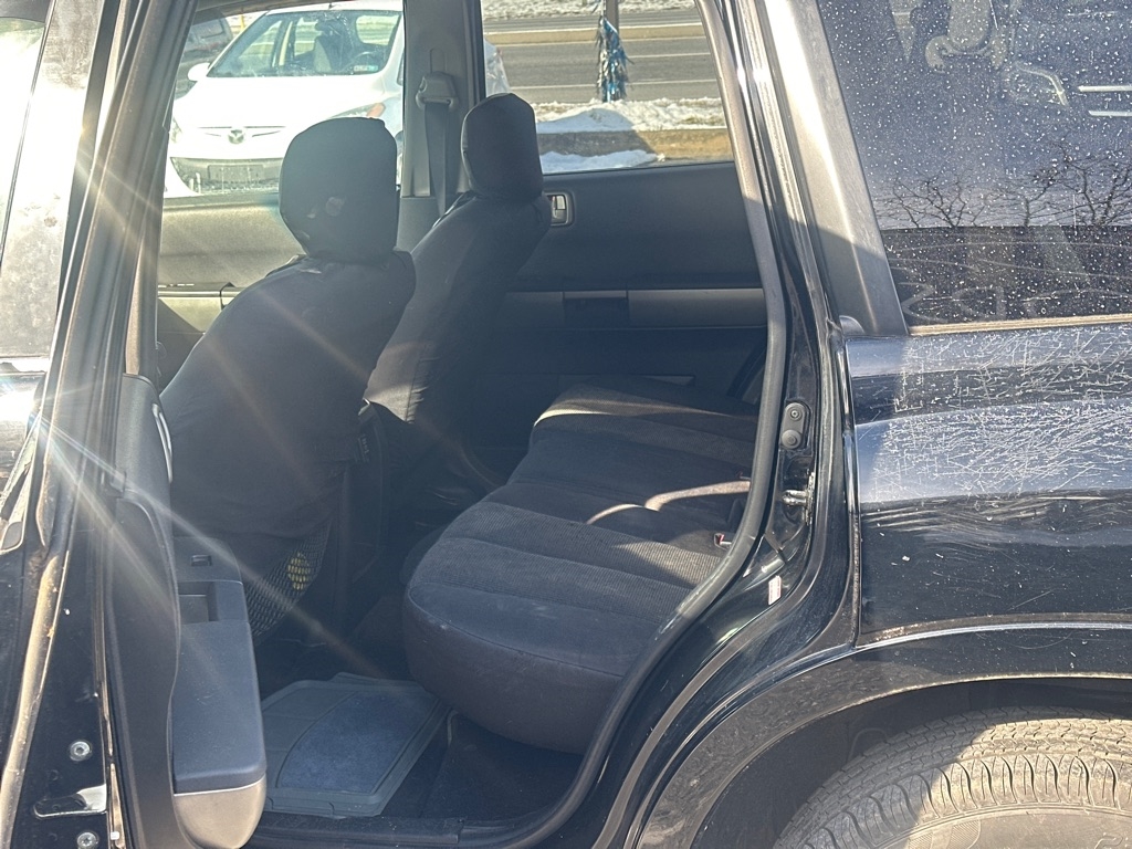 Mitsubishi Endeavor XLS AWD 2004