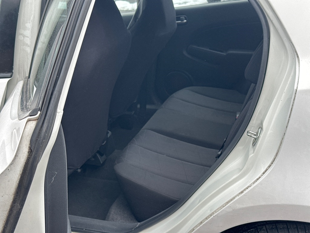 Mazda MAZDA2 Sport 2011