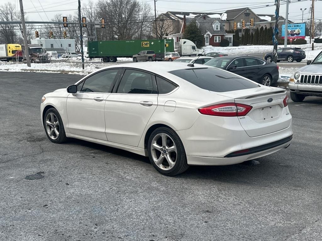 Ford Fusion SE 2013