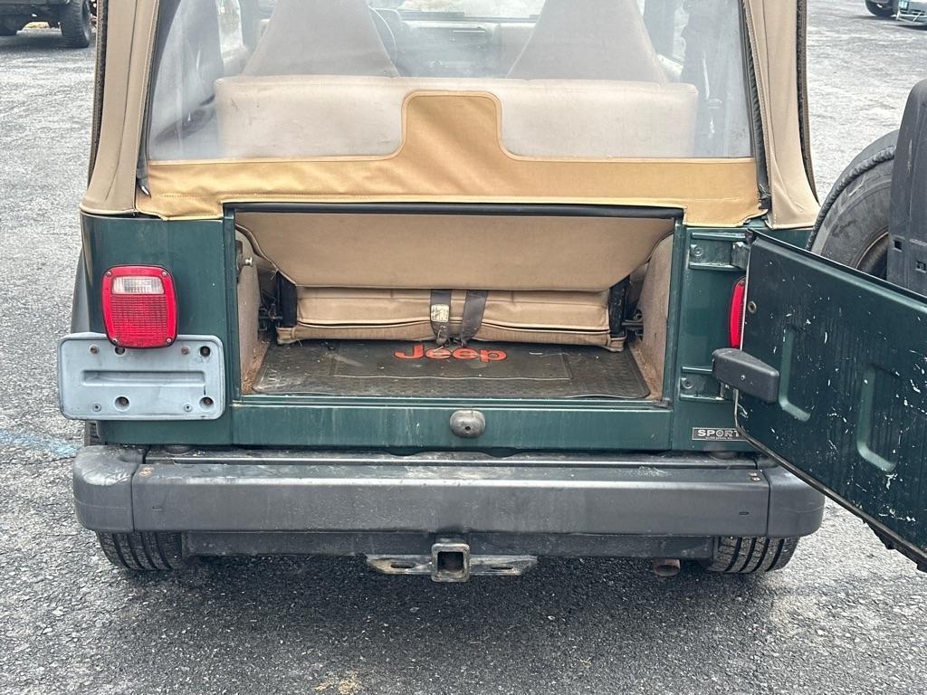 Jeep Wrangler SE 2001