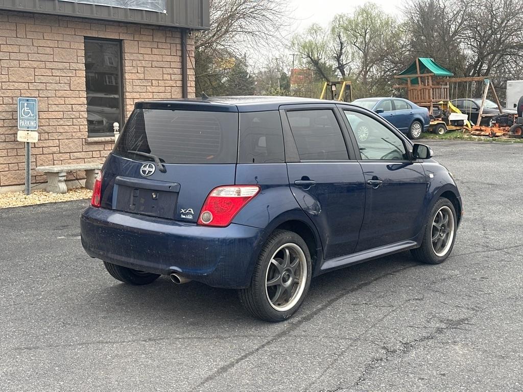 Scion xA Hatchback 2006