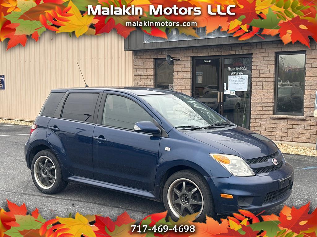 Scion xA Hatchback 2006
