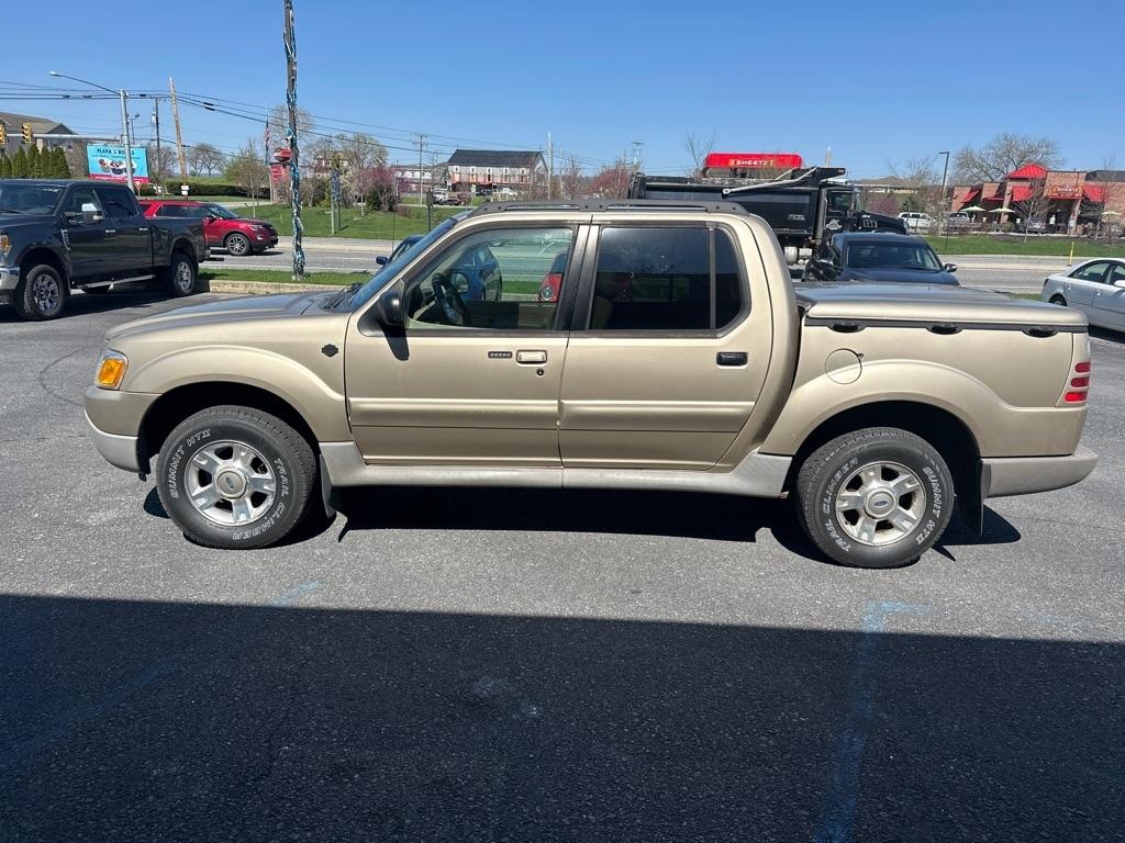 Ford Explorer Sport Trac 4WD 2001