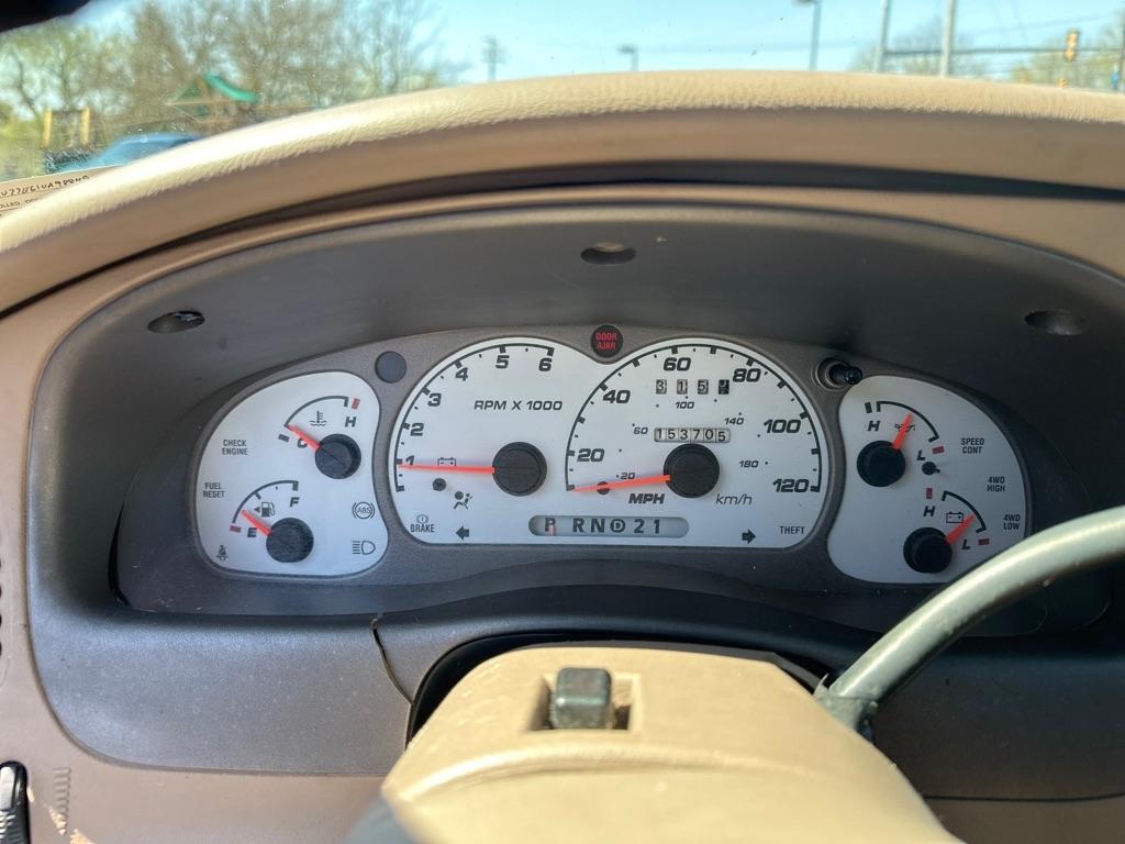 Ford Explorer Sport Trac 4WD 2001