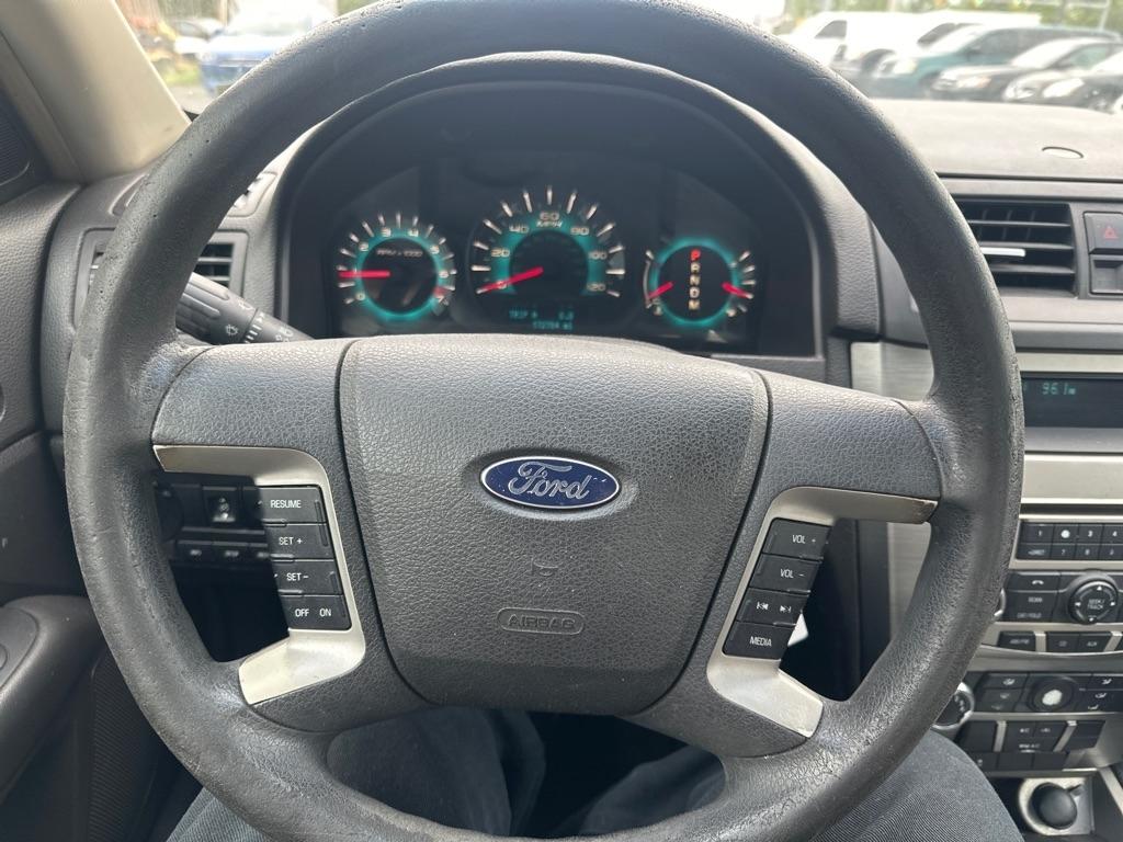 Ford Fusion  2010