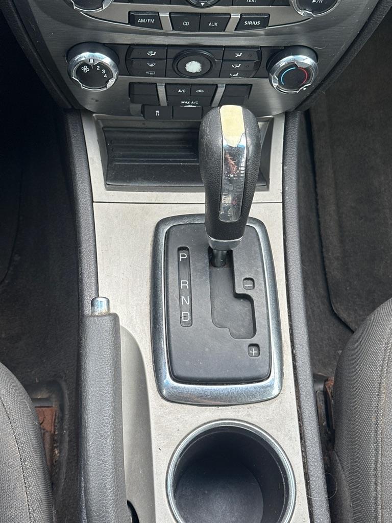 Ford Fusion  2010