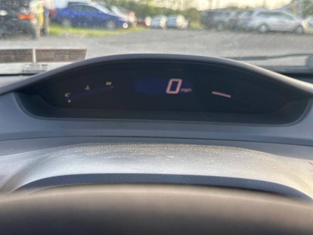 Honda Civic LX Sedan 5-Speed AT 2009