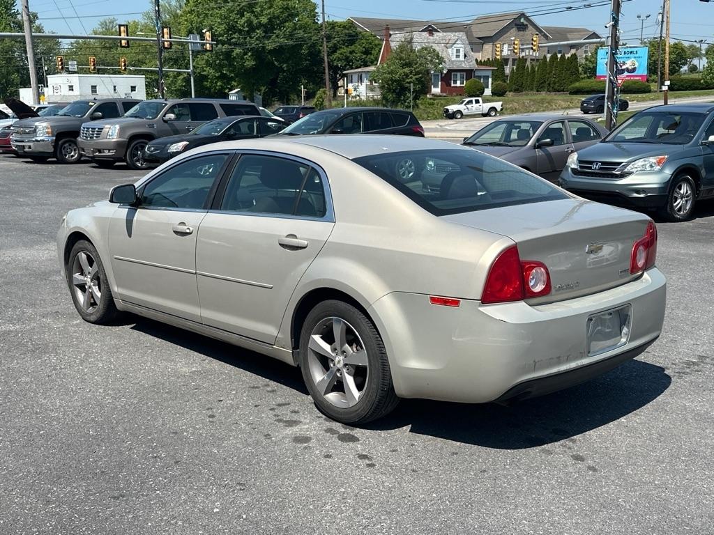 Chevrolet Malibu 1LT 2011