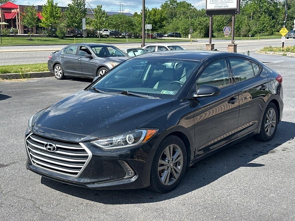 Hyundai Elantra Value Edition 6A 2017