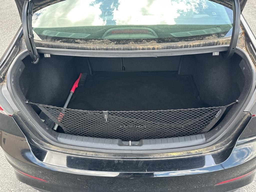 Hyundai Elantra Value Edition 6A 2017