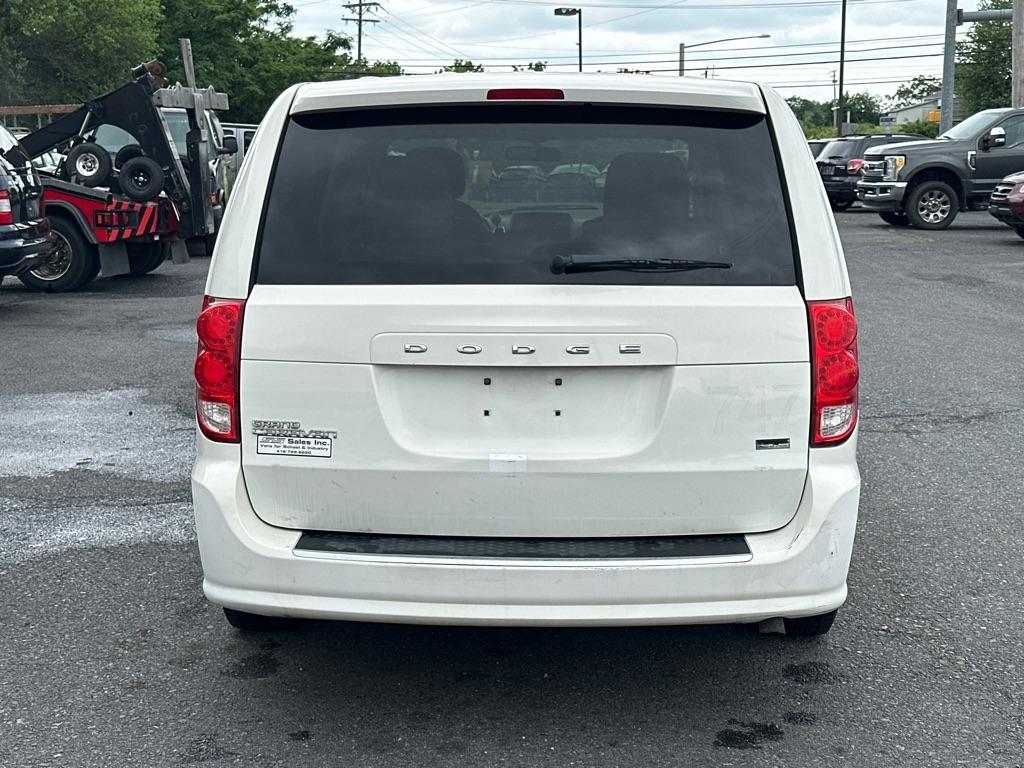 Dodge Grand Caravan Express 2011
