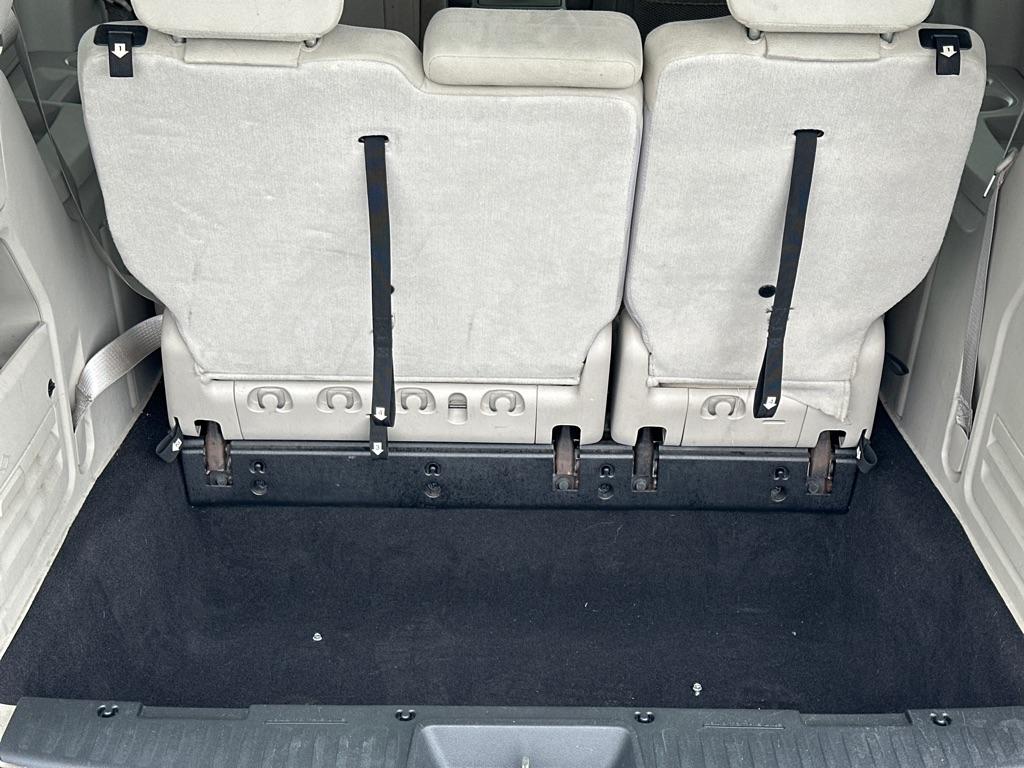Dodge Grand Caravan Express 2011
