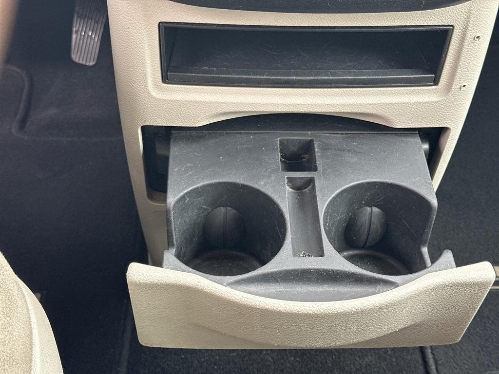 Dodge Grand Caravan Express 2011
