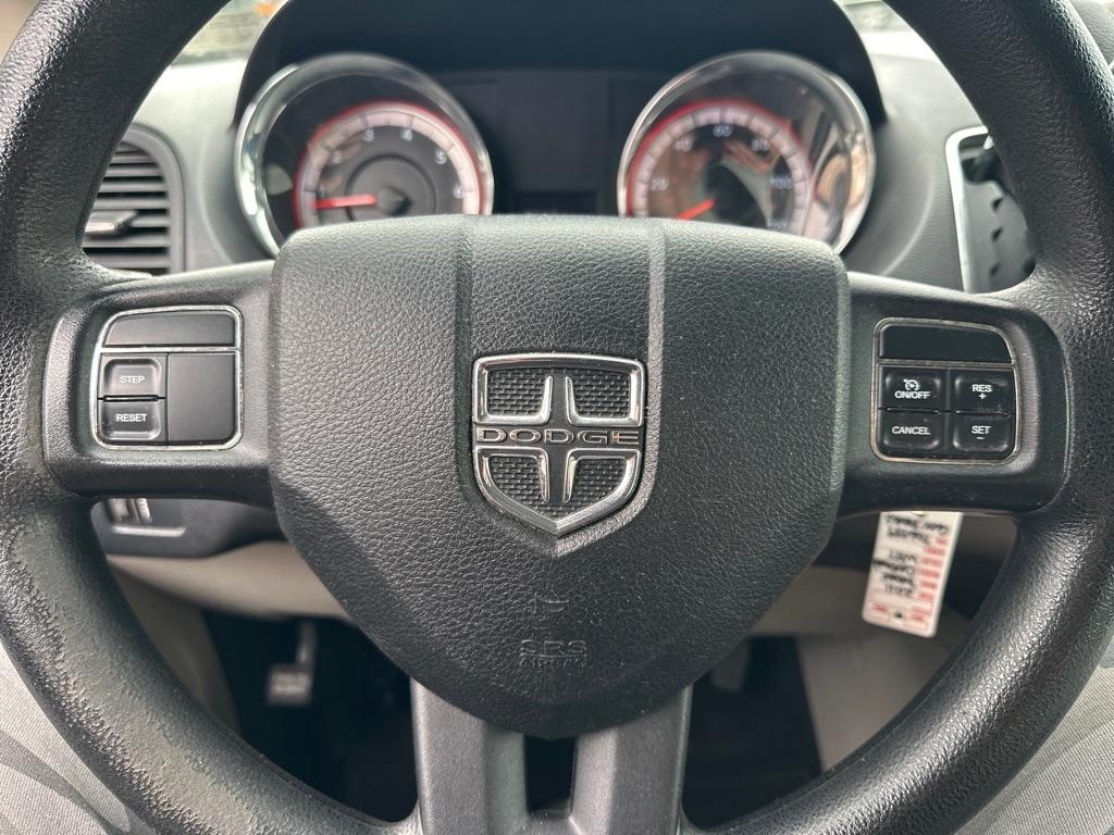 Dodge Grand Caravan Express 2011