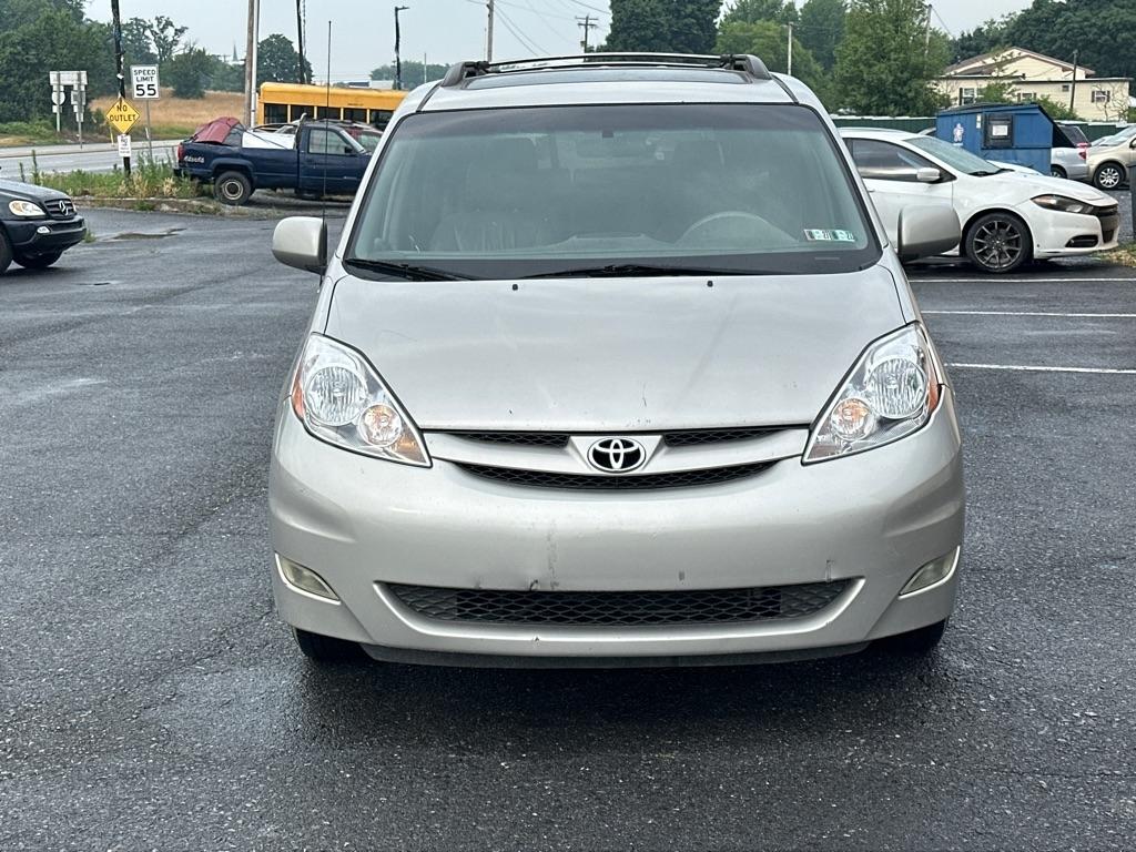 Toyota Sienna XLE AWD 2008