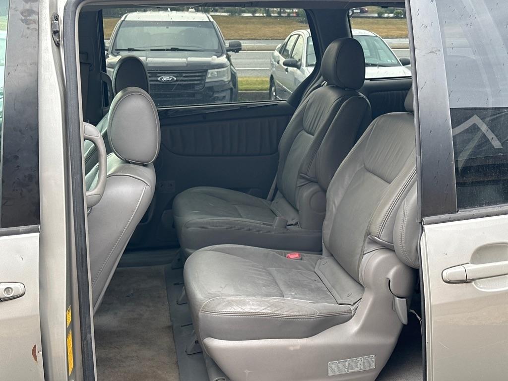Toyota Sienna XLE AWD 2008