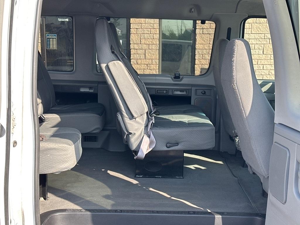 Ford Econoline E-150 2008
