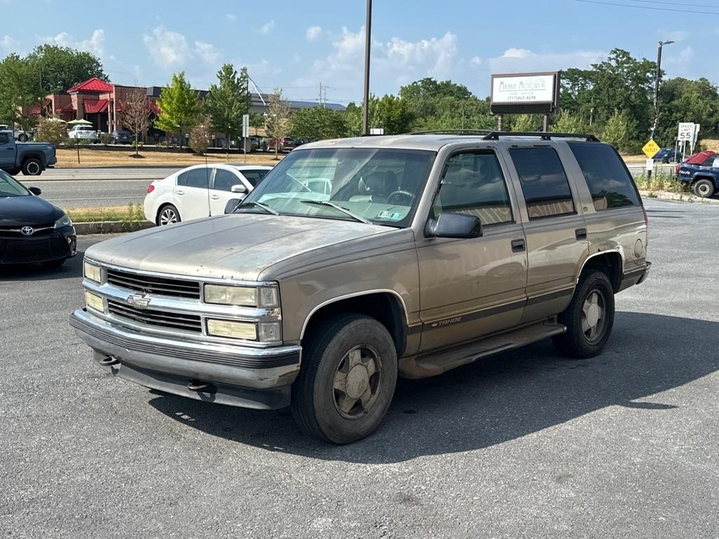 Chevrolet Tahoe 4-Door 4WD 1999