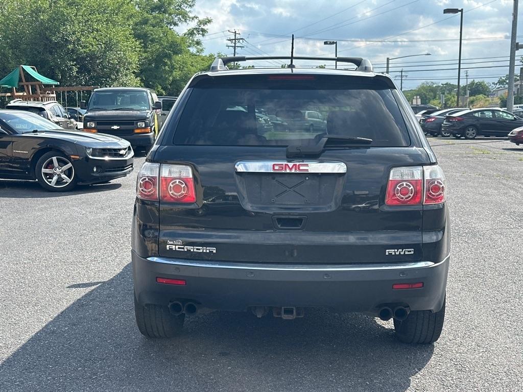 GMC Acadia SLT-2 AWD 2011