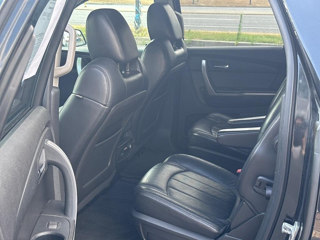 GMC Acadia SLT-2 AWD 2011