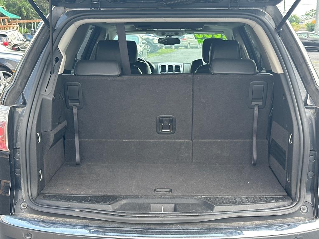 GMC Acadia SLT-2 AWD 2011