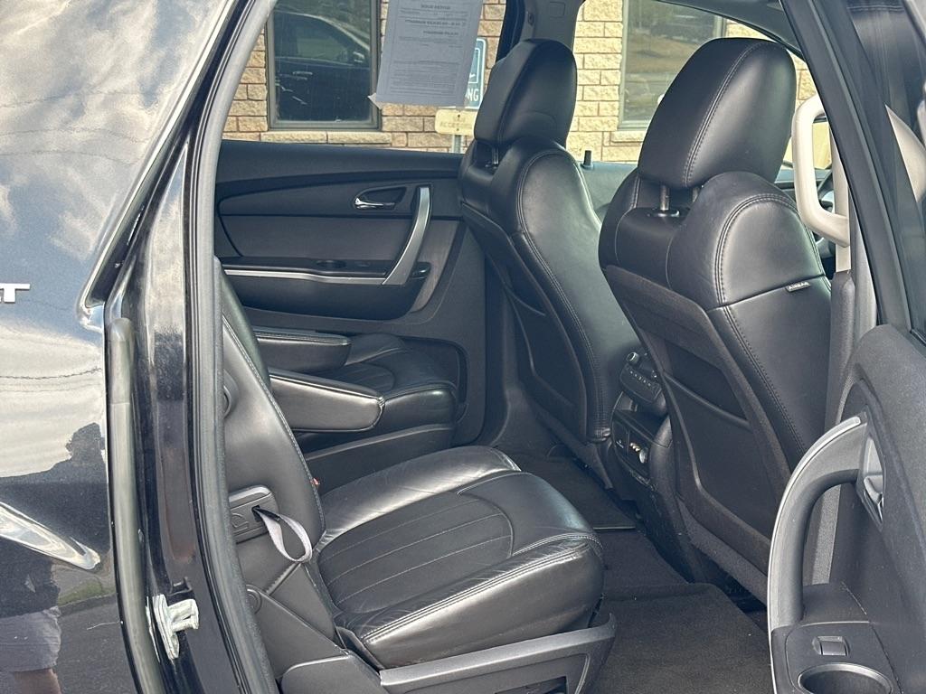GMC Acadia SLT-2 AWD 2011