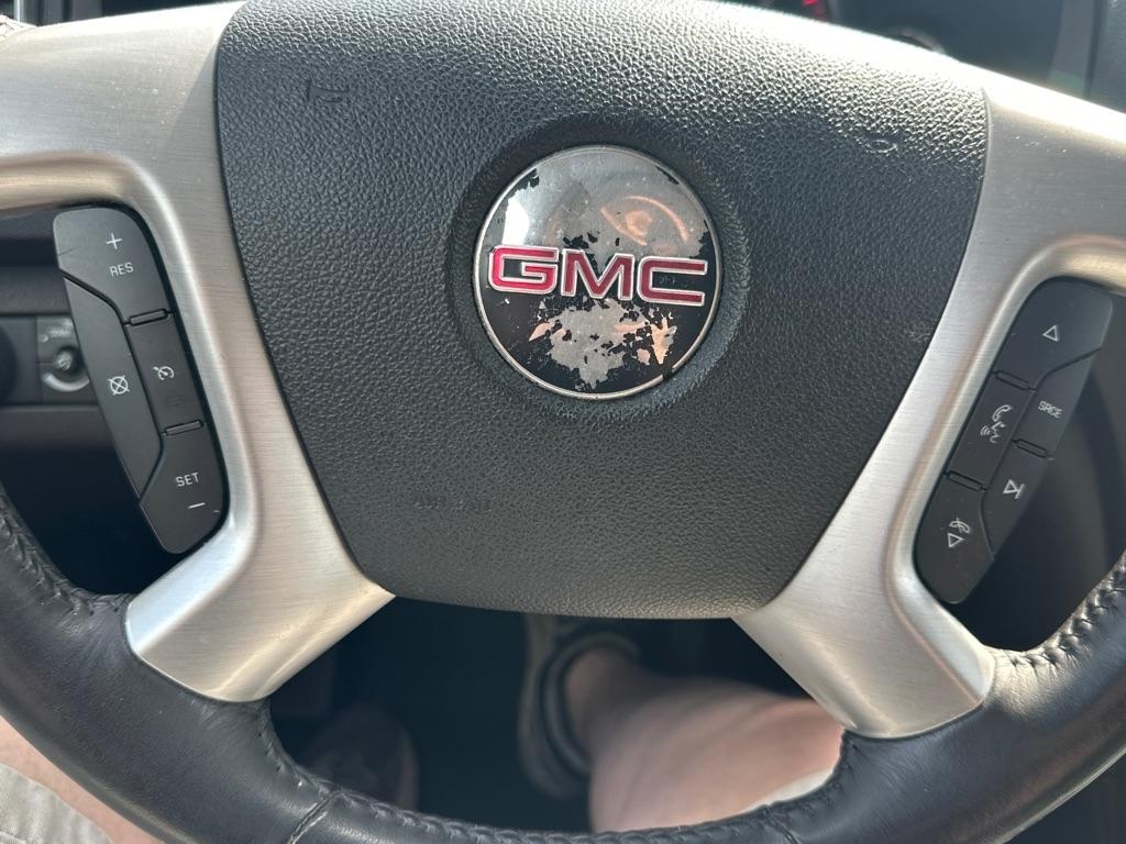 GMC Acadia SLT-2 AWD 2011