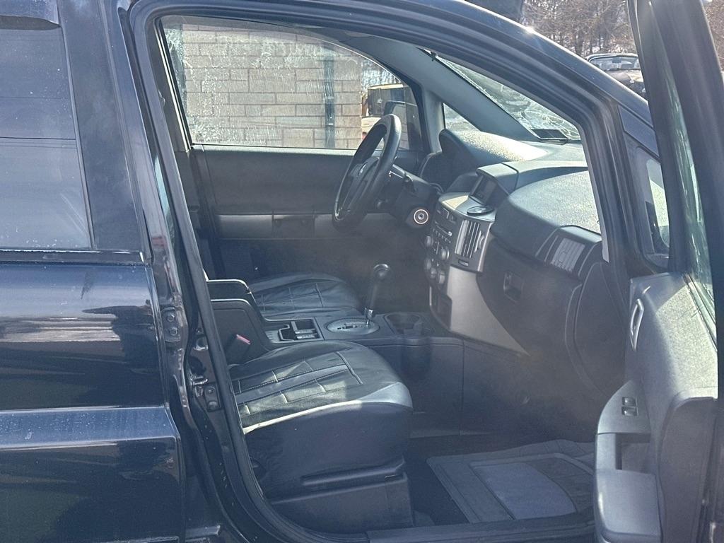 Mitsubishi Endeavor XLS AWD 2004