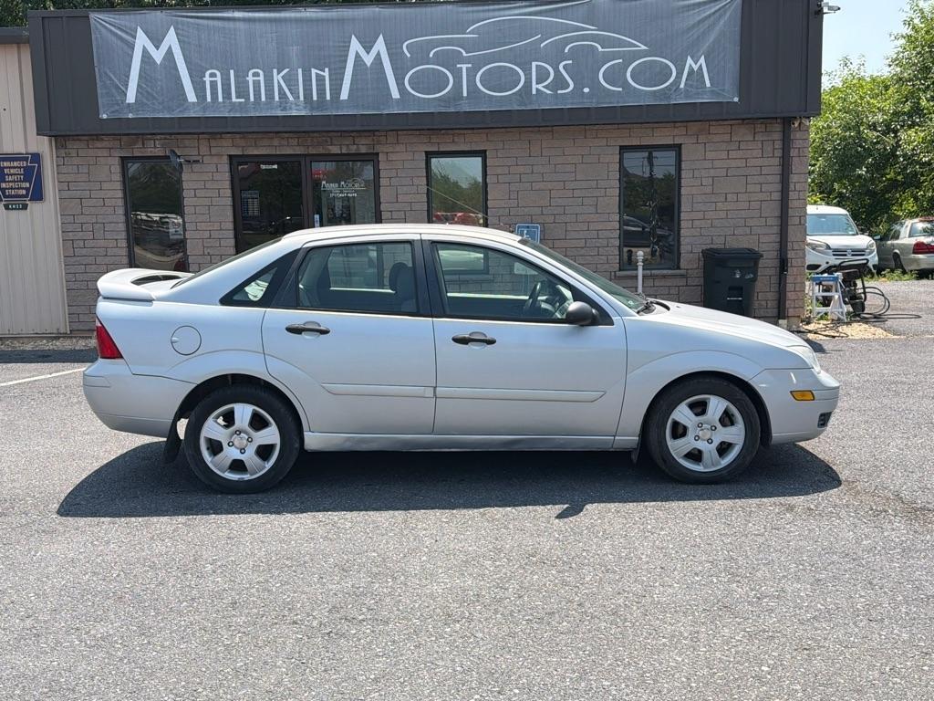 Ford Focus ZX4 SES 2005
