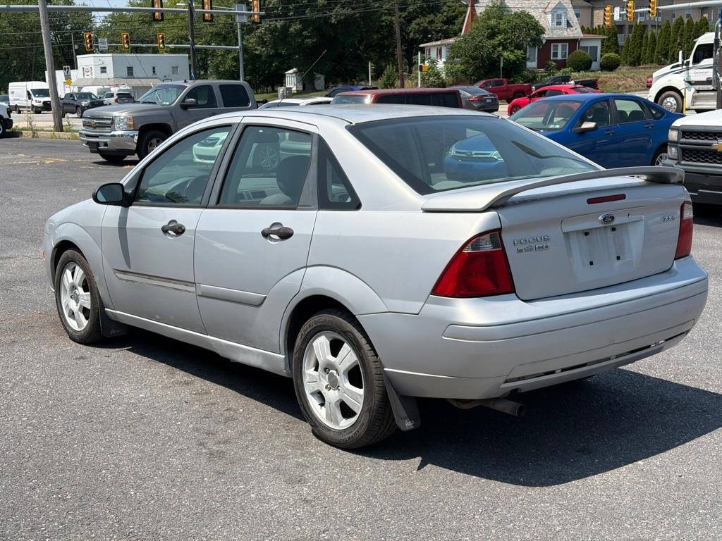 Ford Focus ZX4 SES 2005