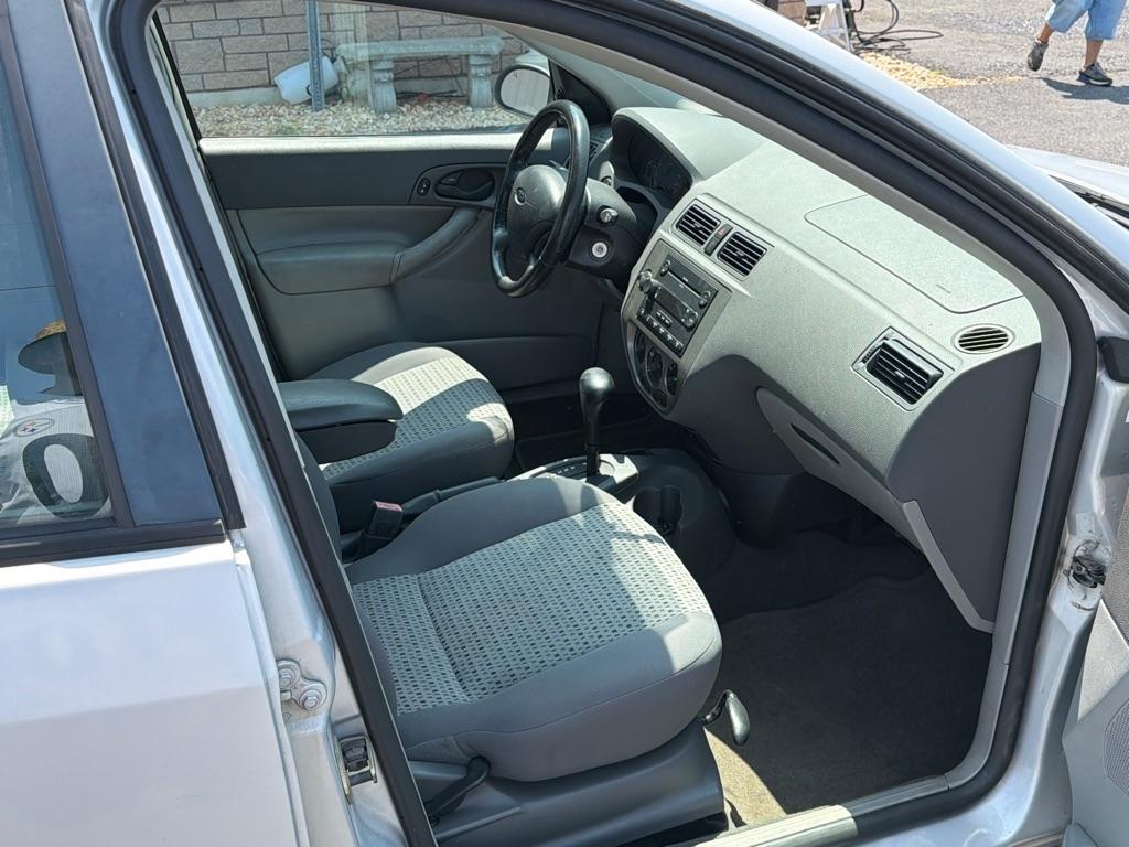 Ford Focus ZX4 SES 2005