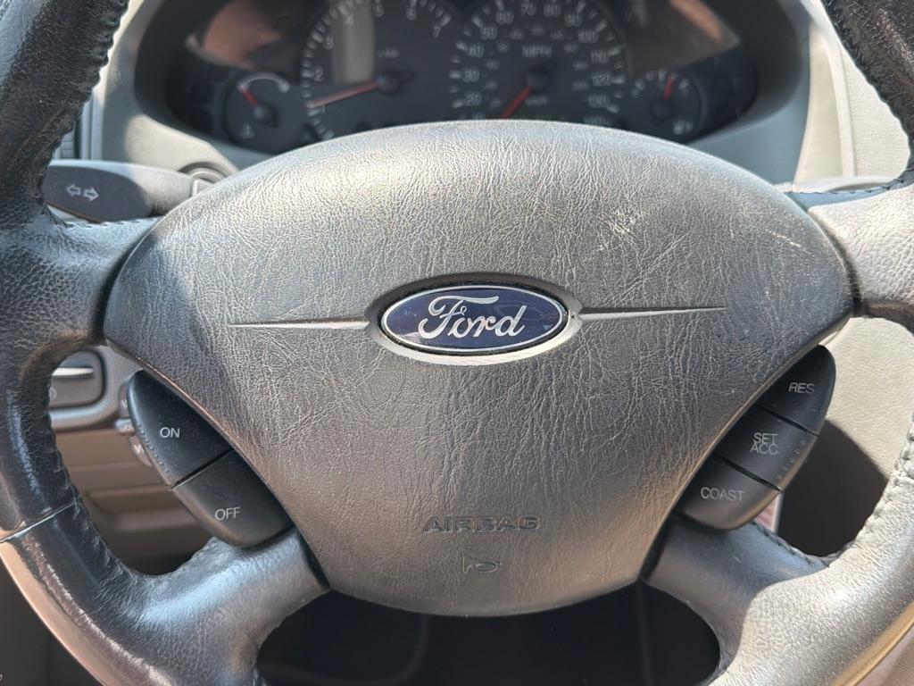 Ford Focus ZX4 SES 2005