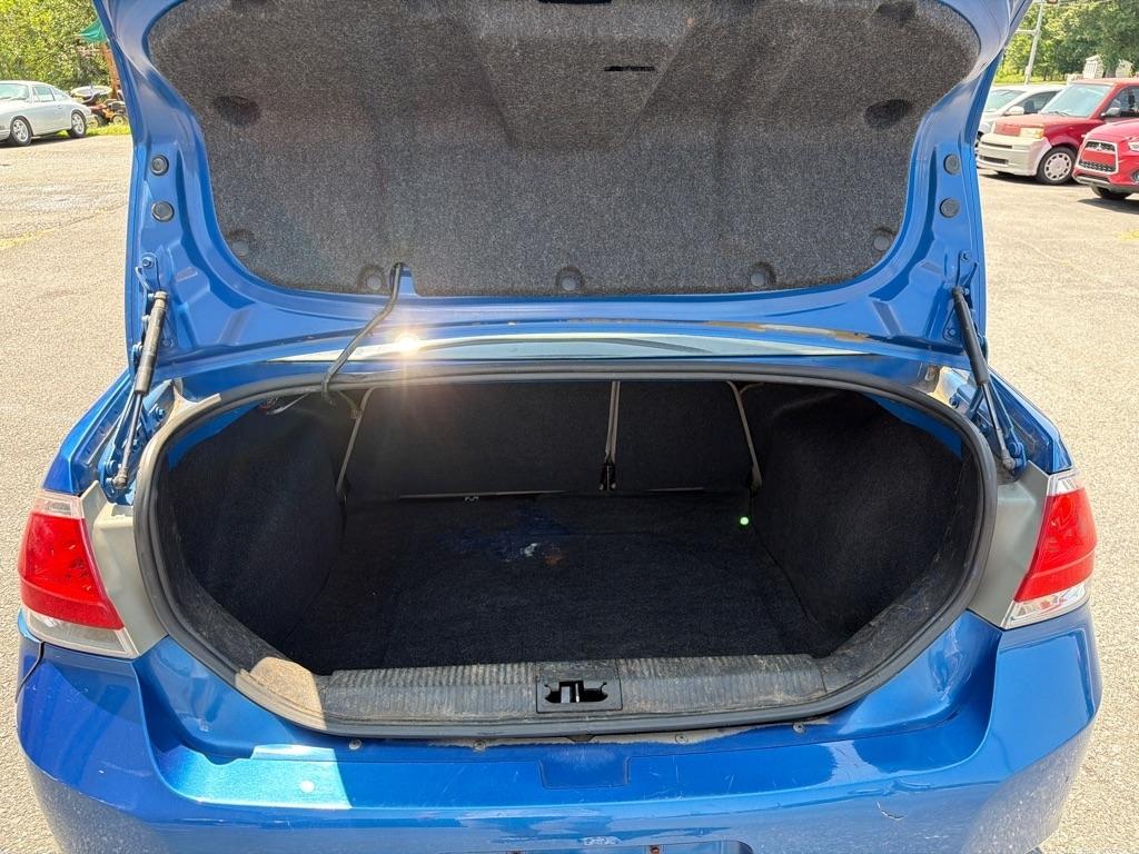 Ford Focus SE Sedan 2010