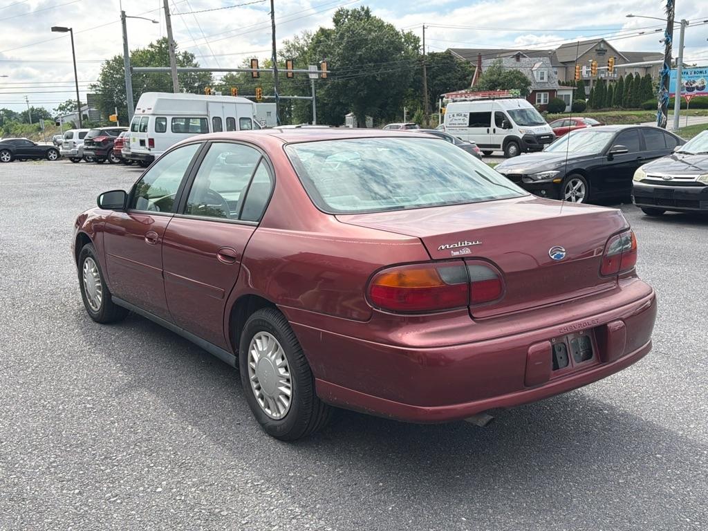 Chevrolet Malibu Base 2003