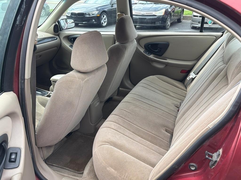 Chevrolet Malibu Base 2003