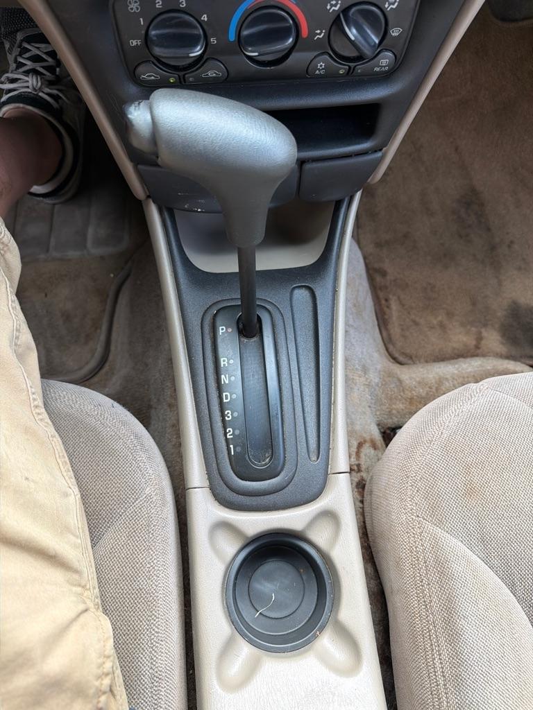 Chevrolet Malibu Base 2003